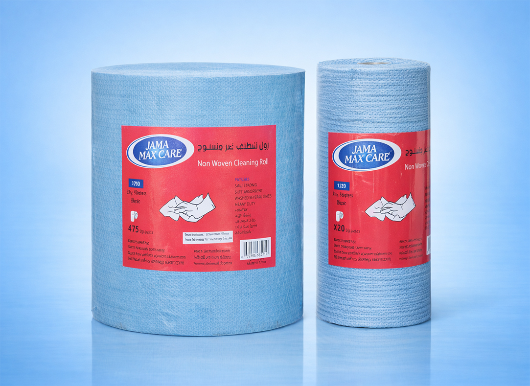 NON-WOVEN CLEANING ROLL